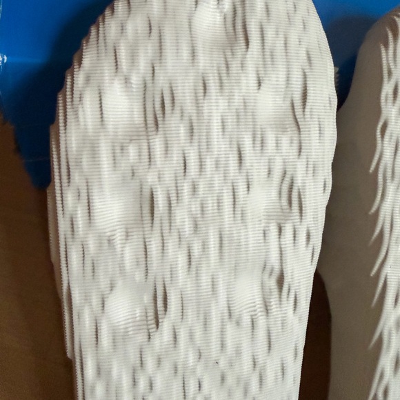 adidas Adilette 22 Slides - White with Black Logo main image 8